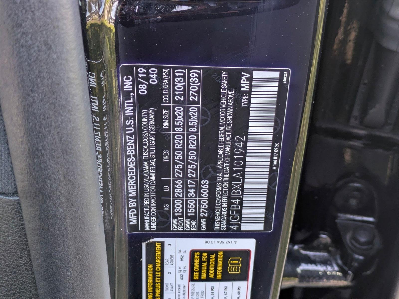 Used 2020 Black MERCEDES-BENZ TRUCK  image 33