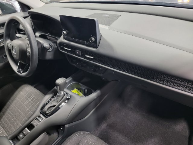 2025 Honda HR-V LX - Photo 16