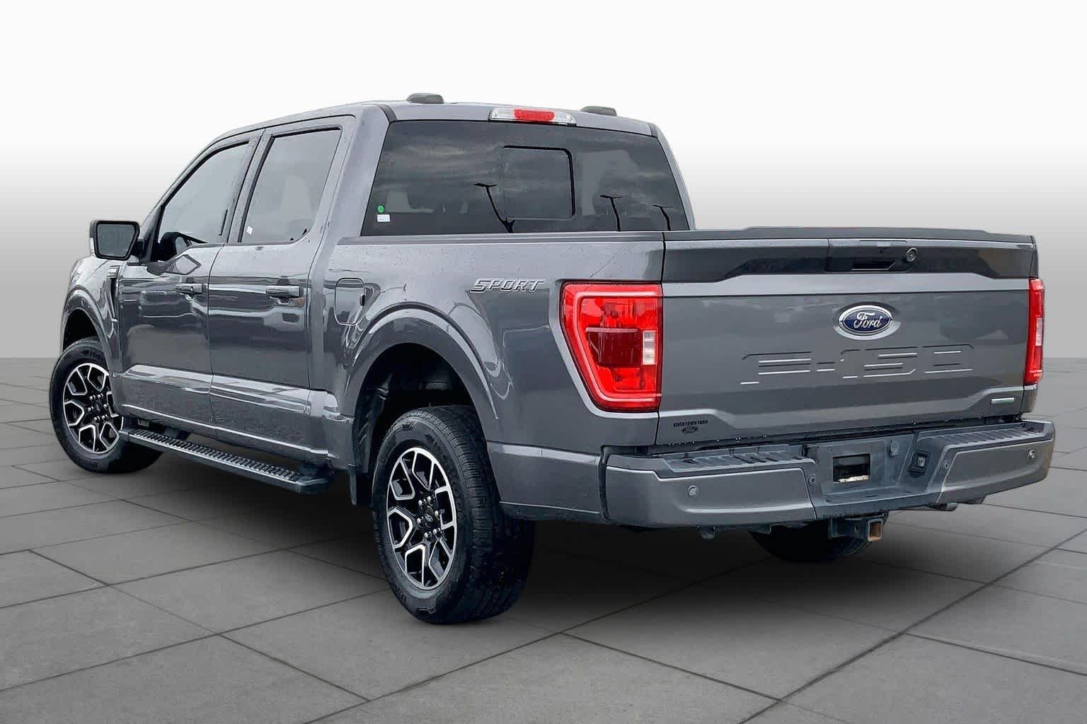 Used 2022 Carbonized Gray Metallic Ford XLT image 11