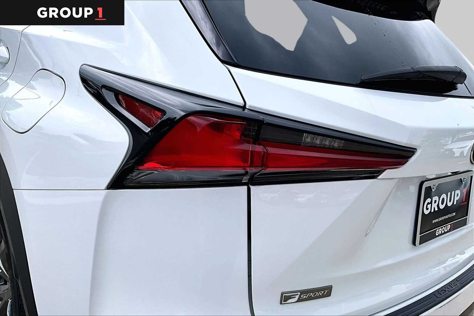 Used 2020 Ultra White Lexus F SPORT image 27