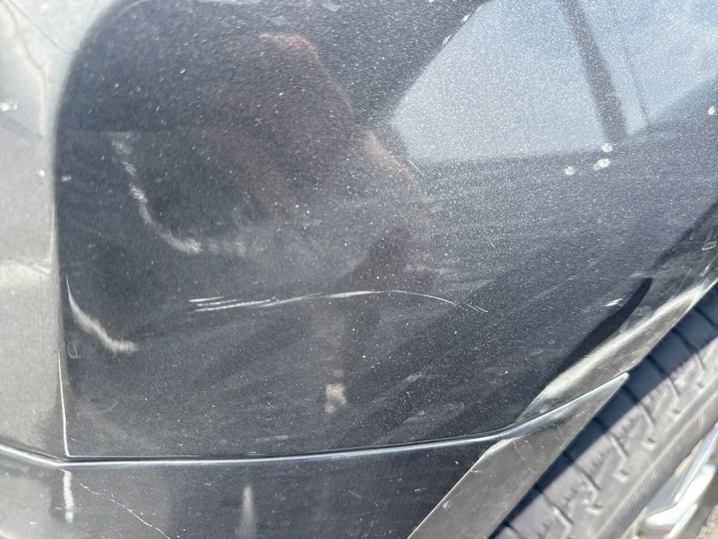 Used 2017 Gray Ford XLT image 2