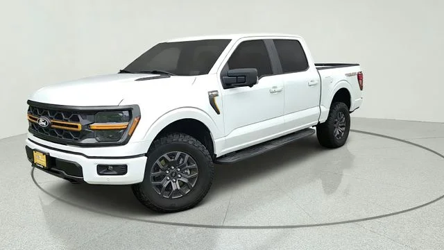 Certified Used 2025 Oxford White Ford Tremor image 1