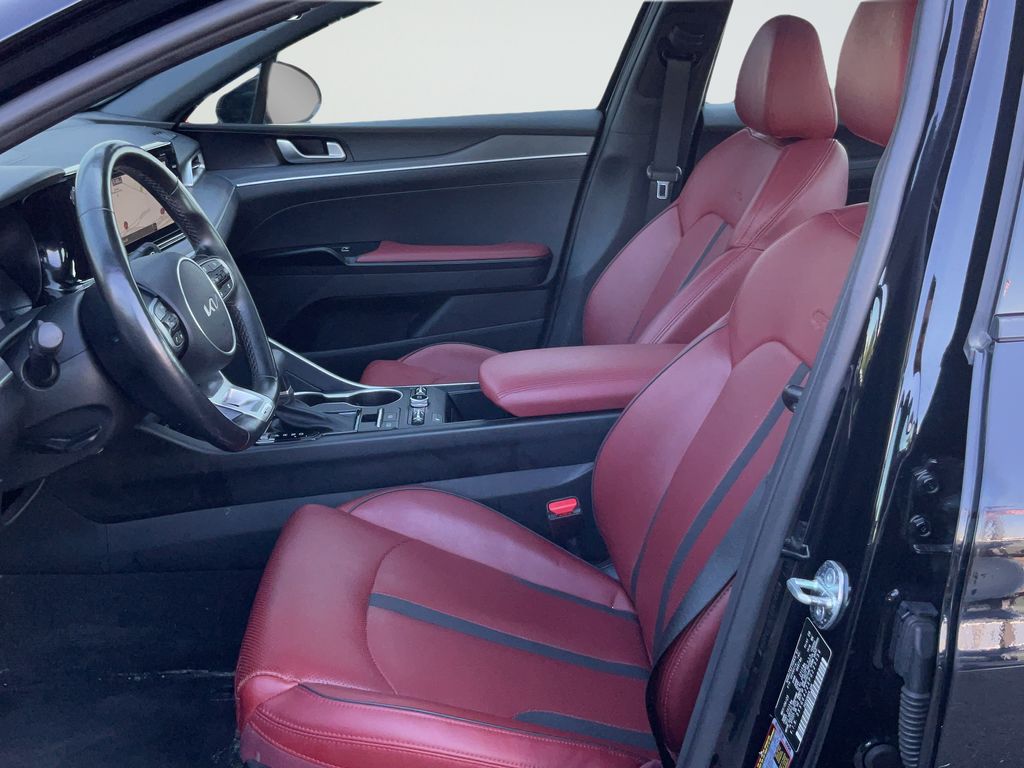 Used 2023 Black Kia GT-Line image 31