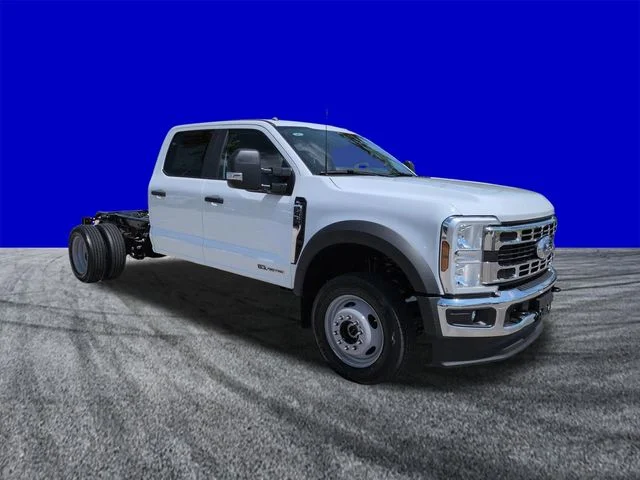 New 2026 Oxford White Ford F-450® XL image 2
