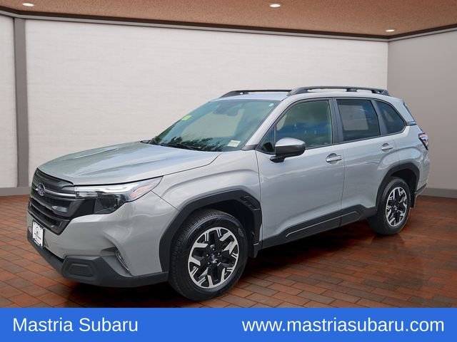 Used 2025 Pearl Subaru Premium image 29