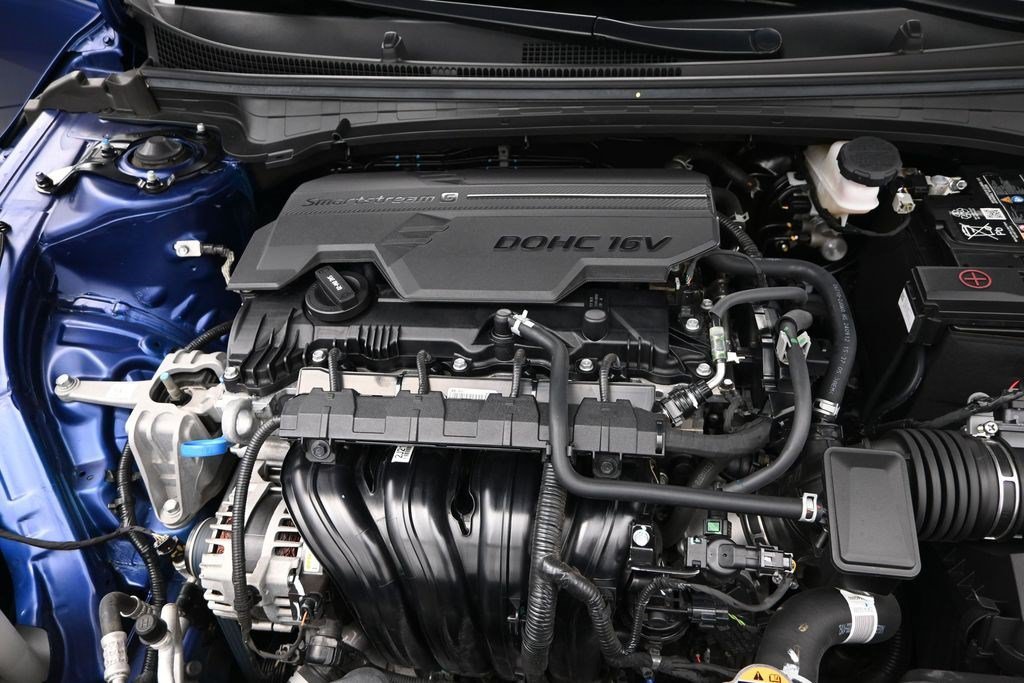 Used 2025 Deep Sea Blue Kia LXS image 19