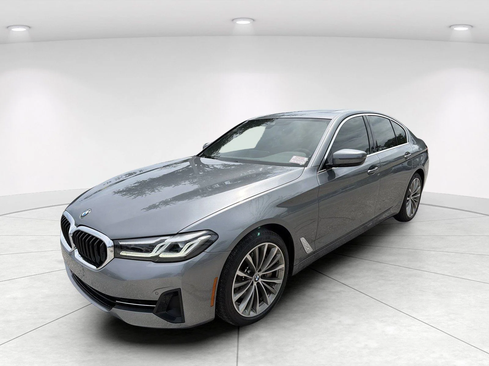 Used 2023 Skyscraper Grey Metallic BMW 540i image 8