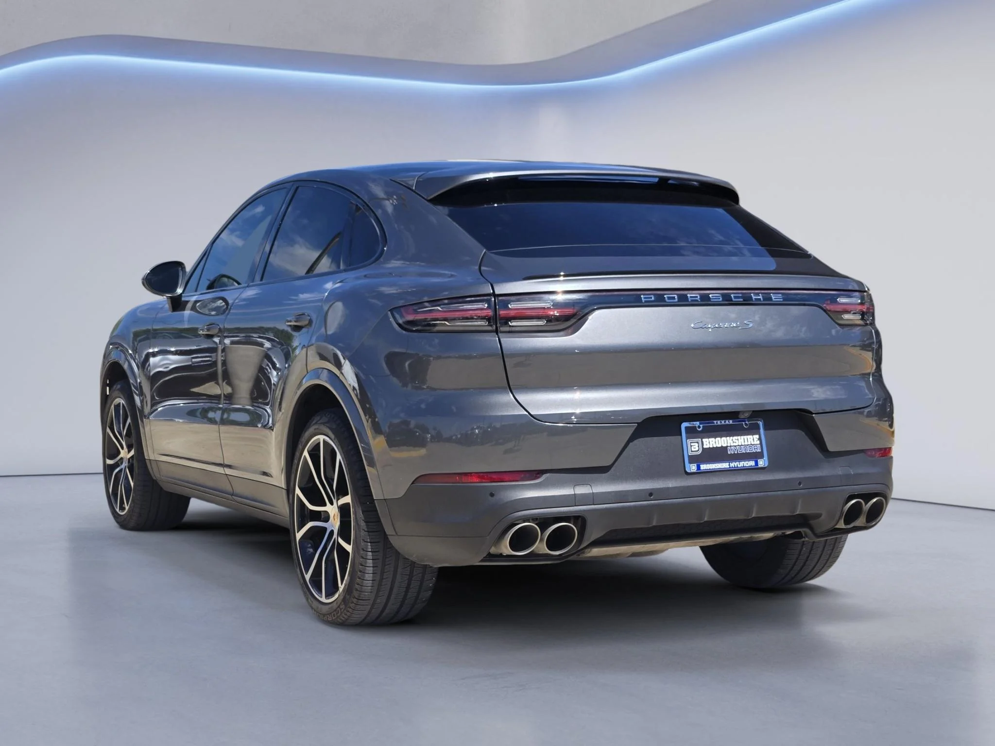 Used 2020 Quartzite Metallic Porsche S image 8