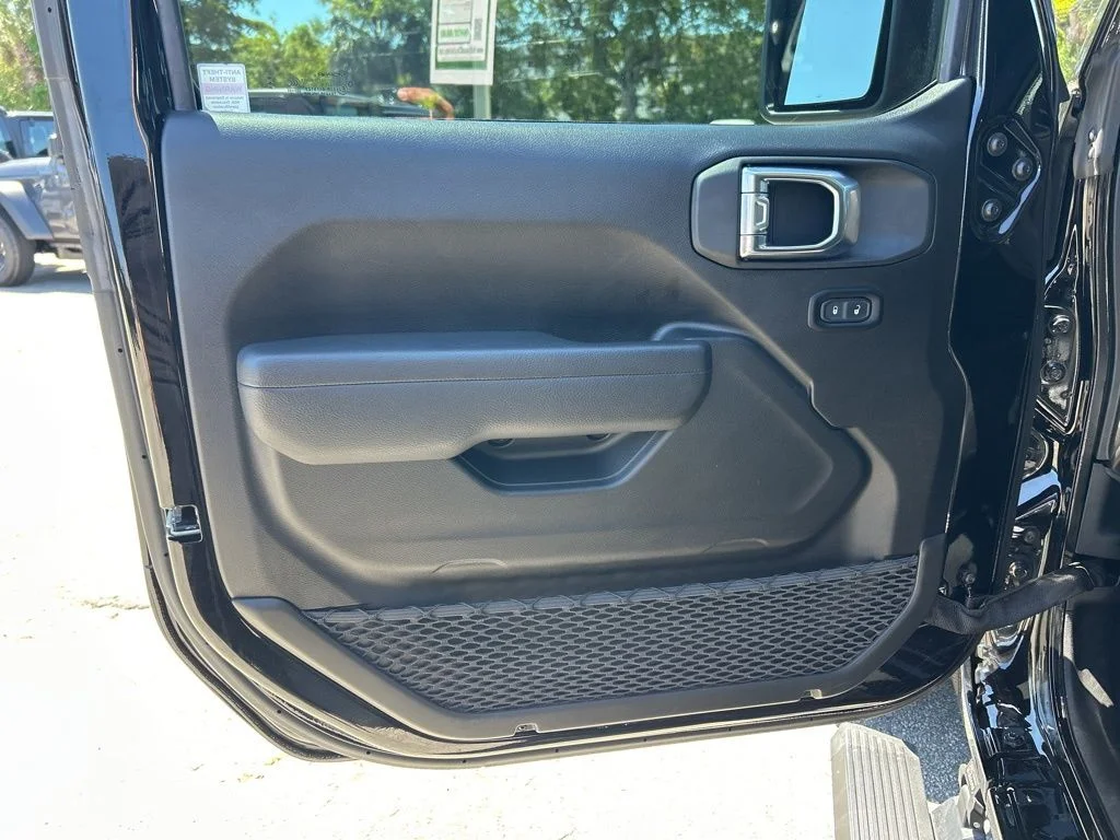 Certified Used 2025 Black Jeep Sport image 31