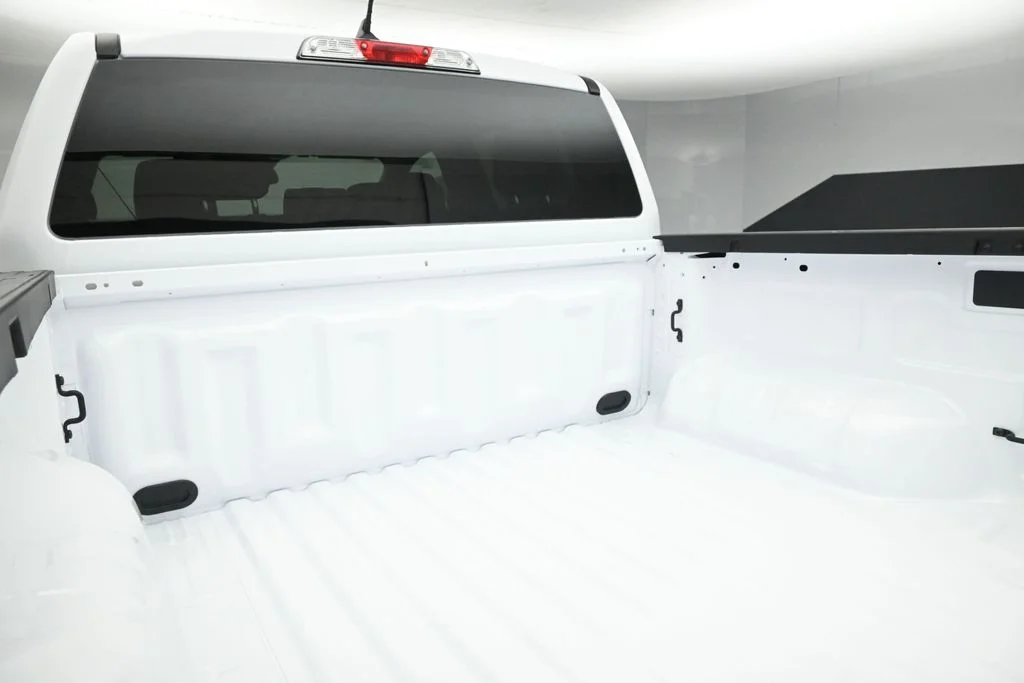 New 2026 Oxford White Ford XL image 19