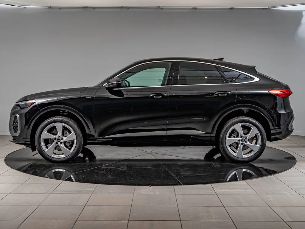 New 2026 Mythos Black Metallic Audi 2.0T Premium Plus image 8