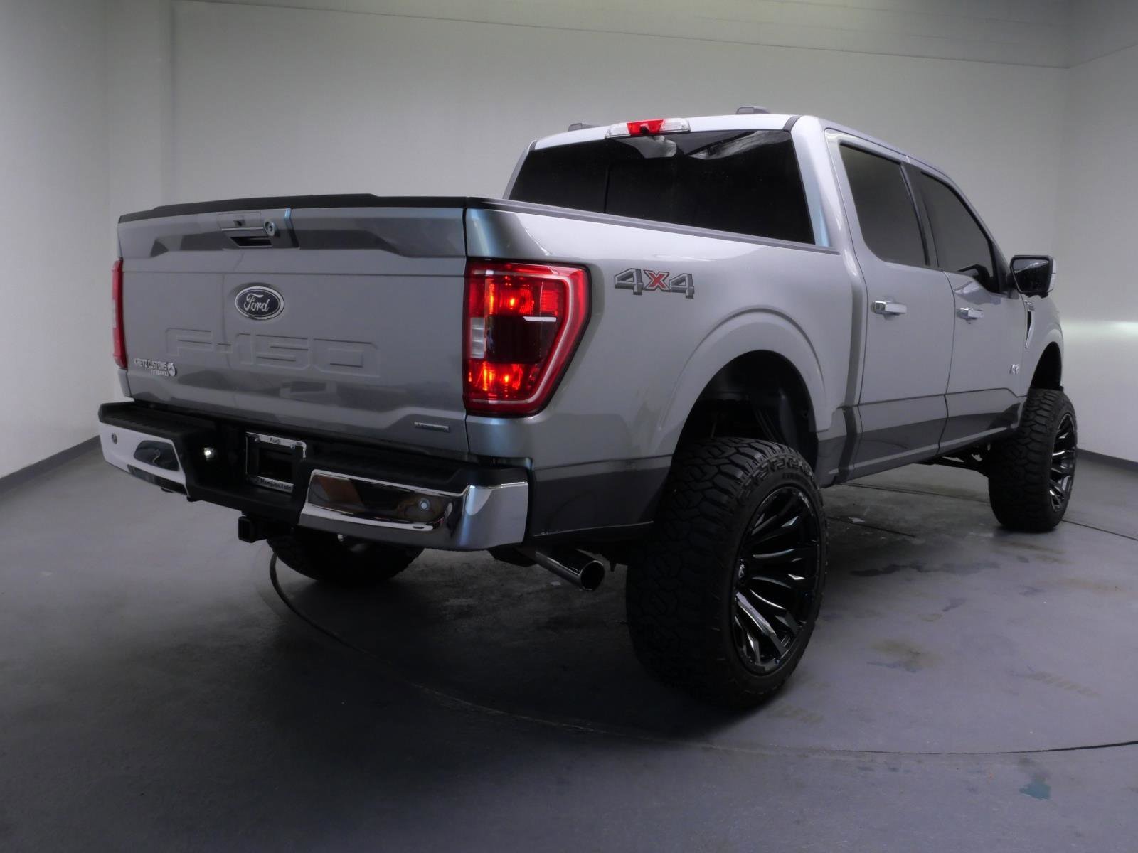 Used 2021  Ford XLT image 5