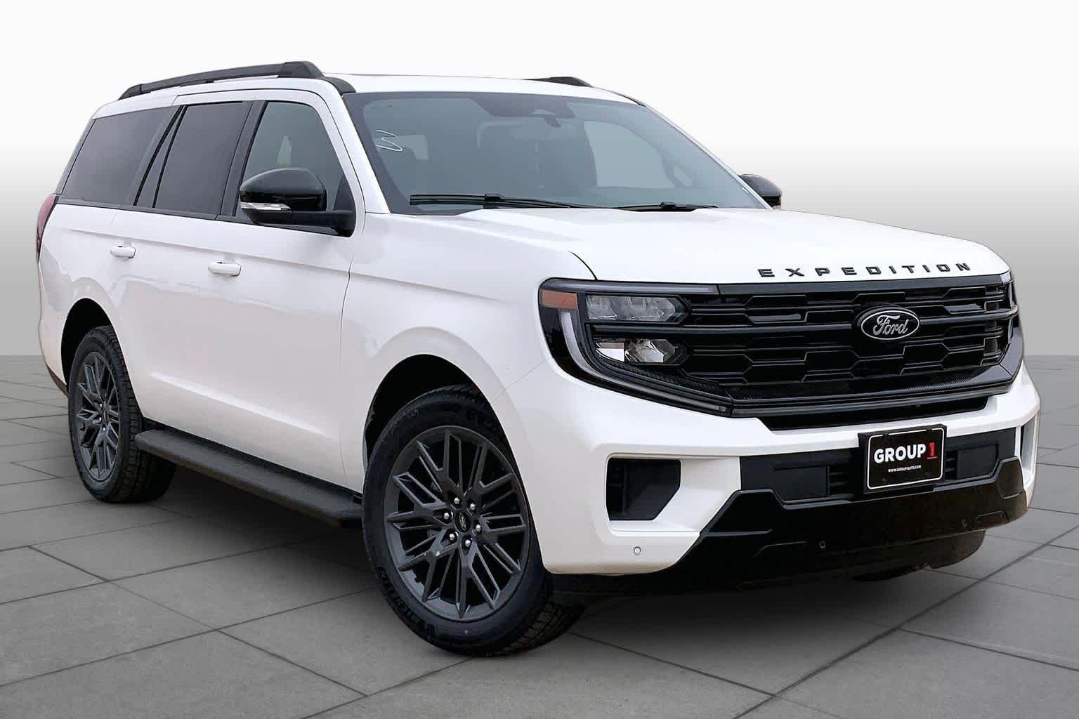 New 2026 Star White Metallic Tri-Coat Ford Platinum® image 2