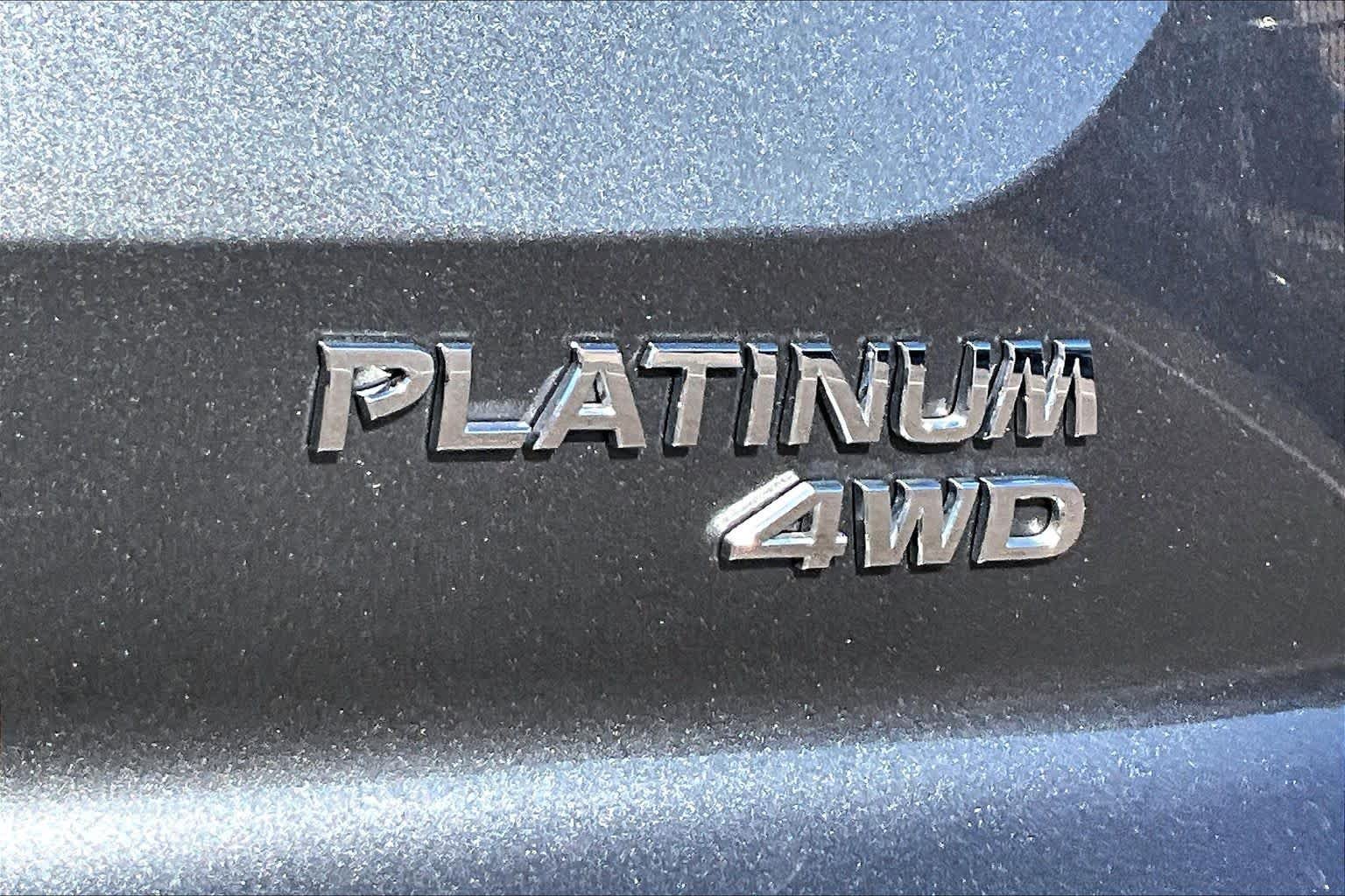 Used 2025 Gun Metallic Nissan Platinum image 10