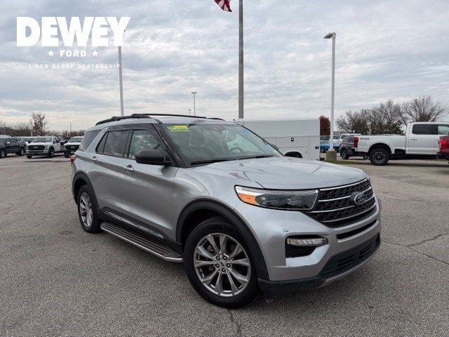 Used 2023 Silver Metallic Ford XLT image 1