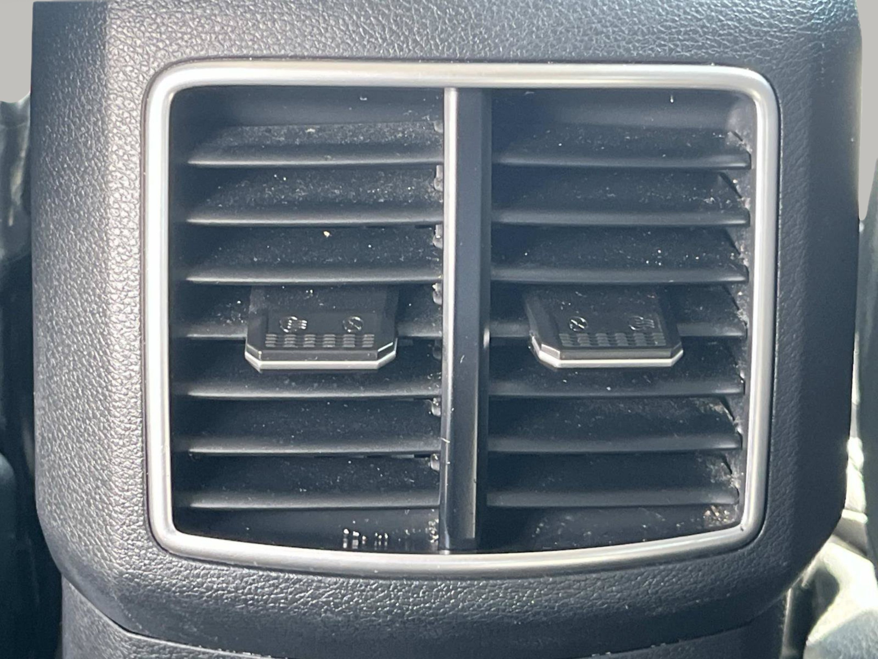 Used 2024 Gravity Gray Kia EX image 14