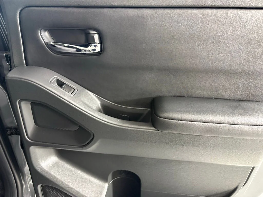New 2026 Gun Metallic Nissan Crew Cab SV image 15