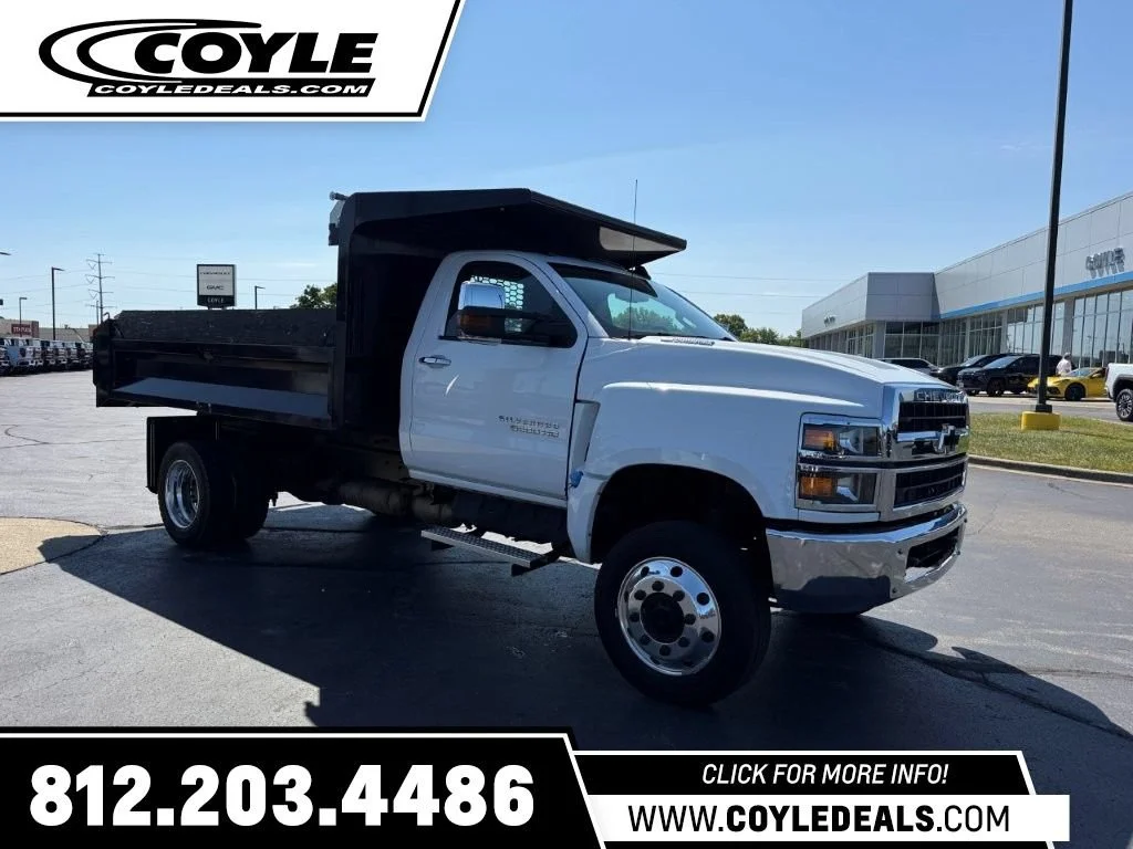 2024 Chevrolet Silverado 4500 Medium Duty Chassis Cab Work Truck