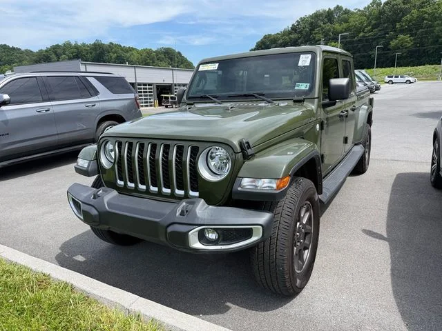 Used 2022 Green Jeep Overland image 4