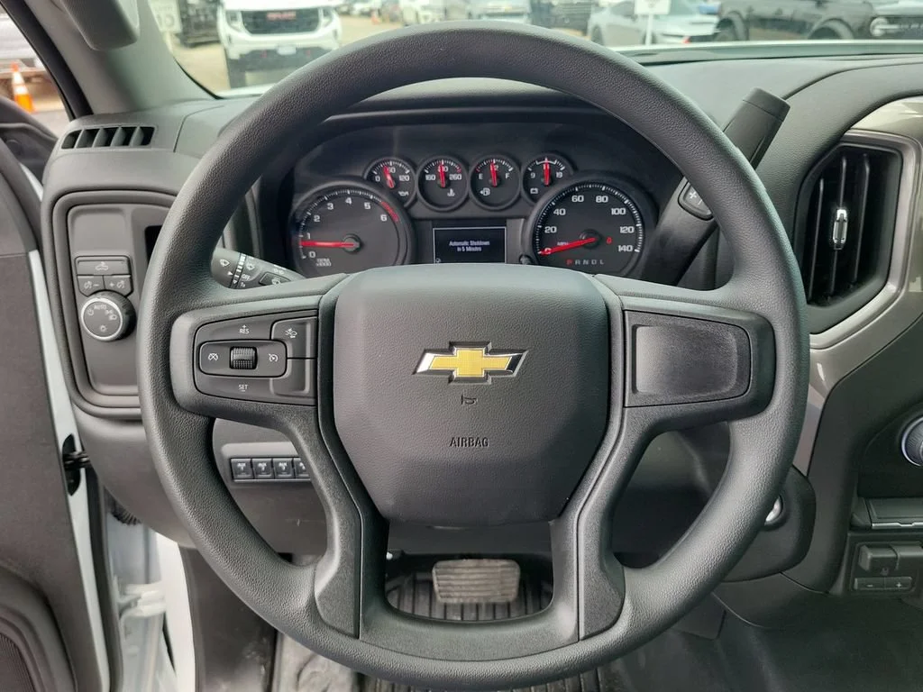 New 2026 Summit White Chevrolet WT image 23