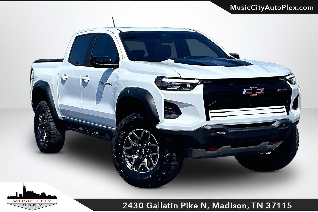 Used 2023 Summit White Chevrolet 4WD Crew Cab Short Box ZR2 image 1