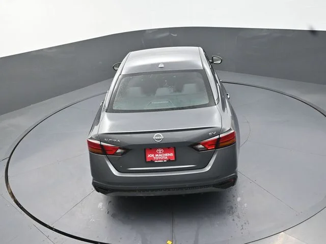 Used 2024 Gray Nissan 2.5 SV image 27