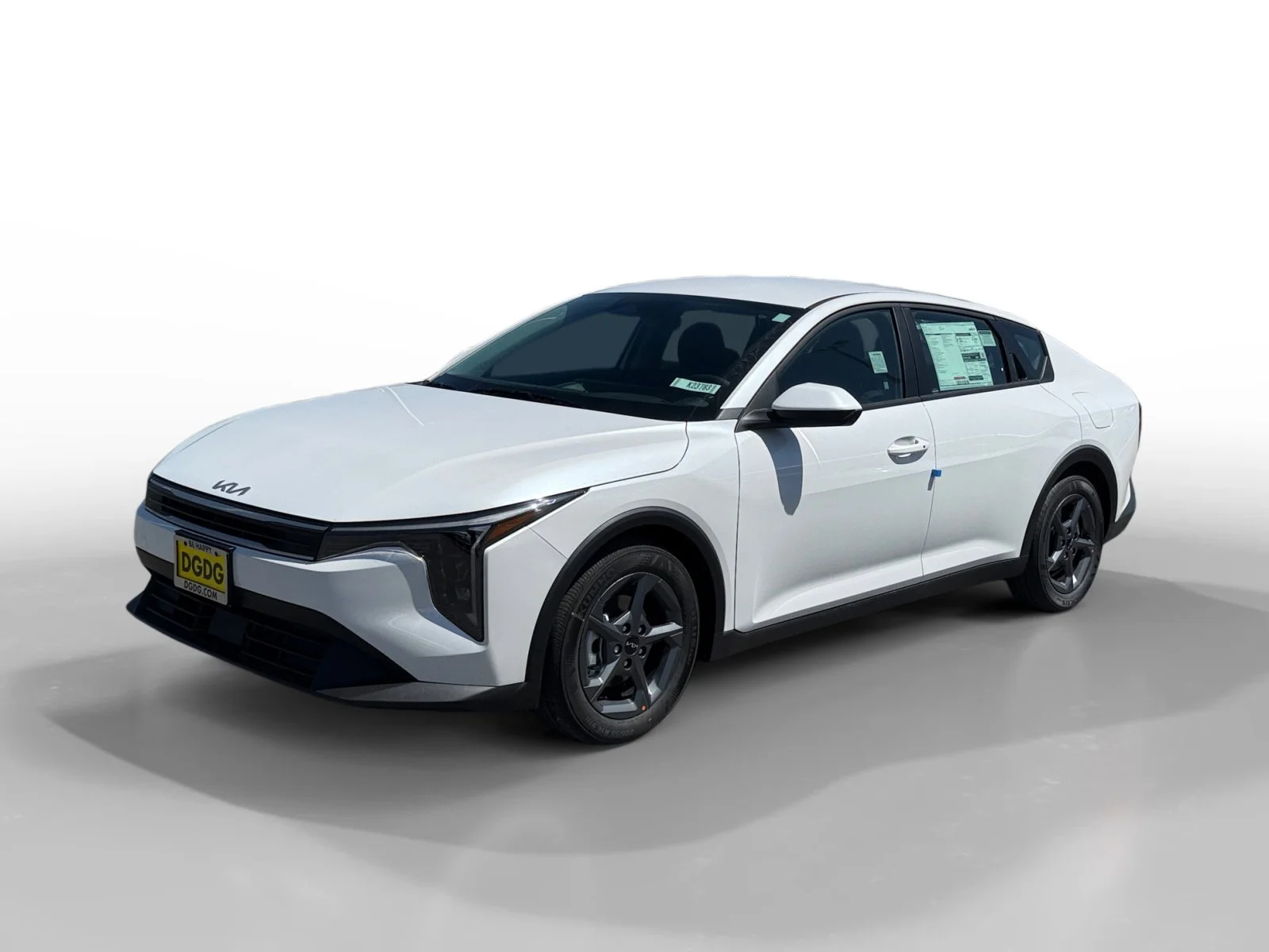 2026 Kia K4 LXS AT's photo