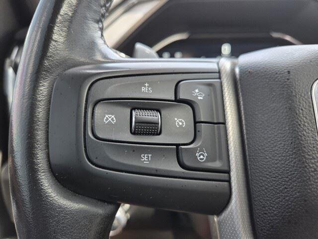 Used 2022 White Frost Tricoat GMC Denali image 13