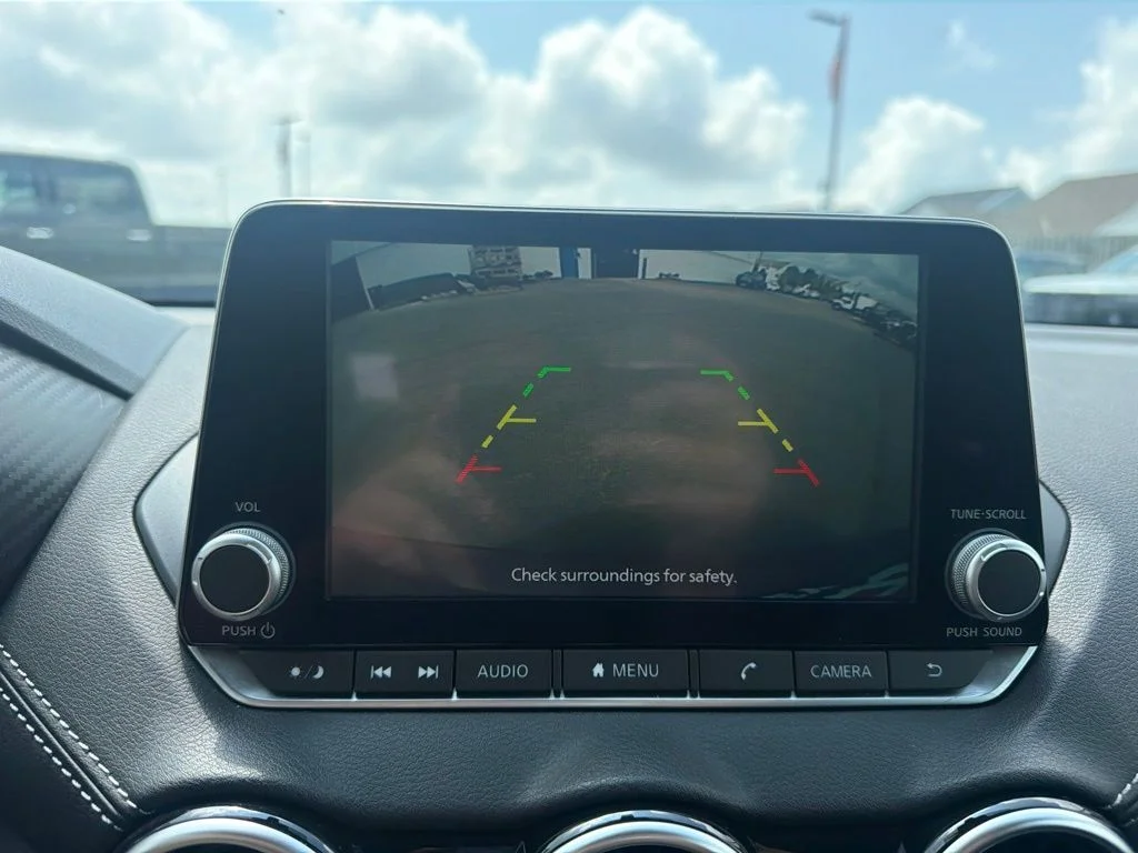 Used 2023 Red Nissan SV image 33