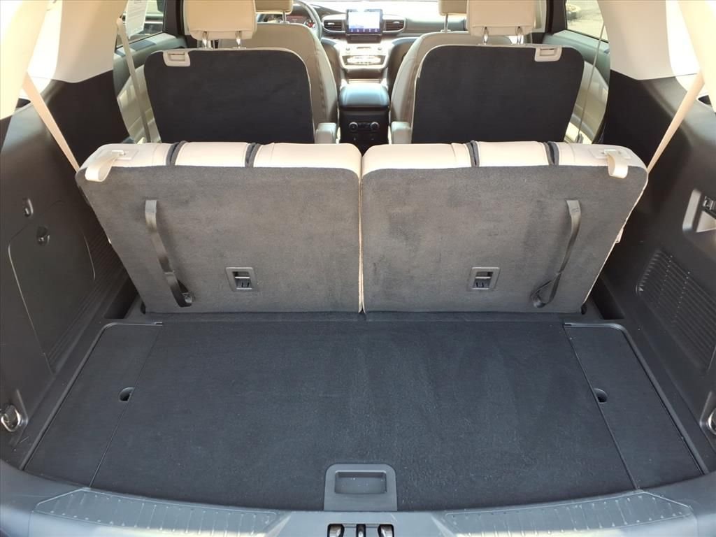 Used 2022 Black Ford XLT image 16