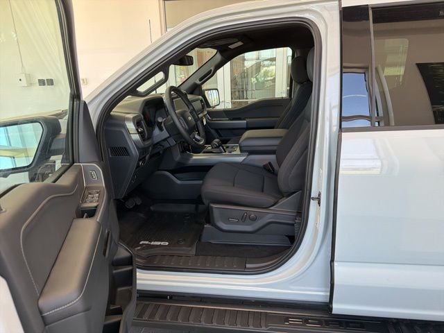 New 2026 Avalanche Ford XLT image 19