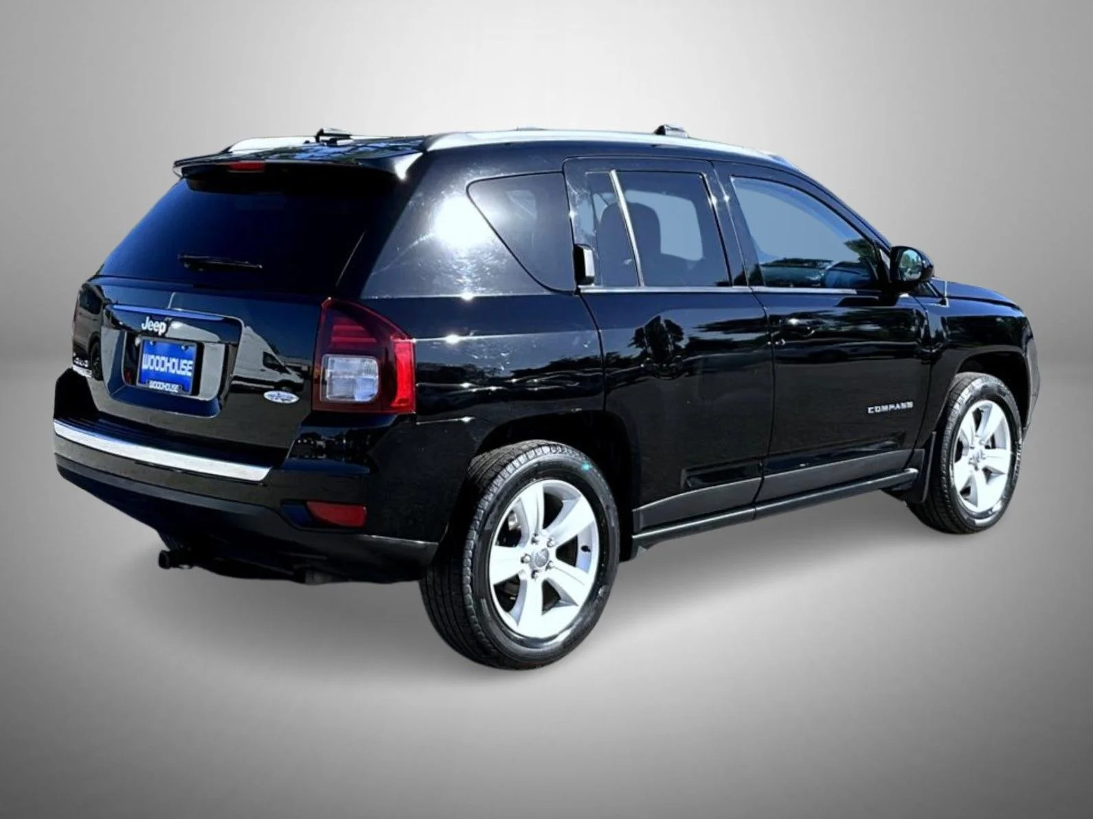 Used 2015 Black Jeep Altitude image 5