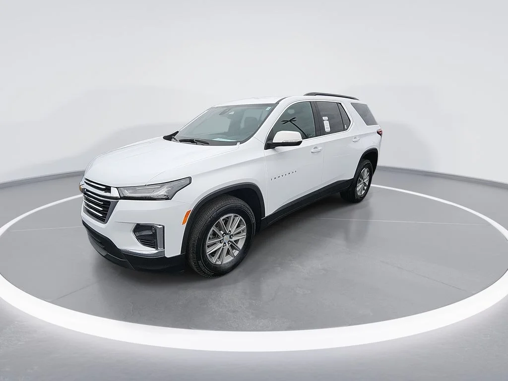 Used 2023 White Chevrolet LT image 4