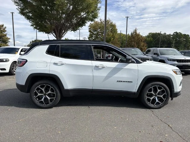Used 2025 White Jeep Limited image 6