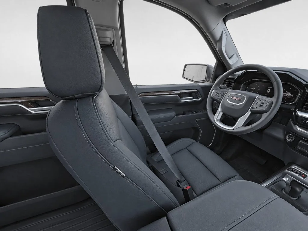 New 2026 Silver GMC Elevation image 21