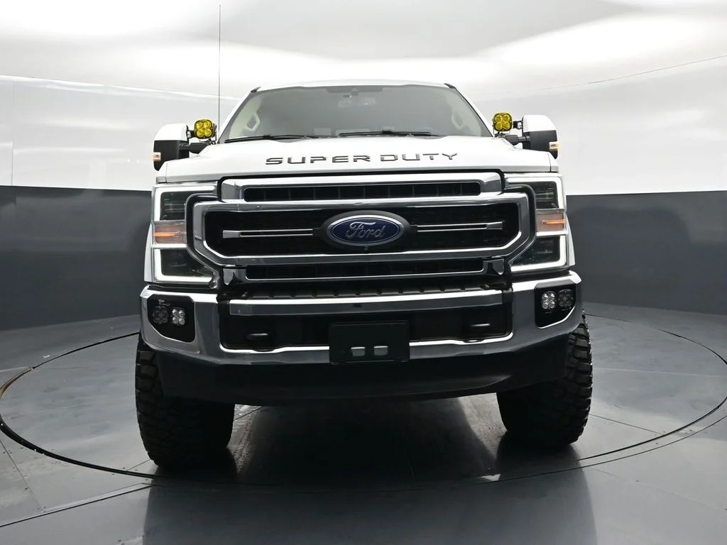 Used 2021 White Ford Lariat image 51