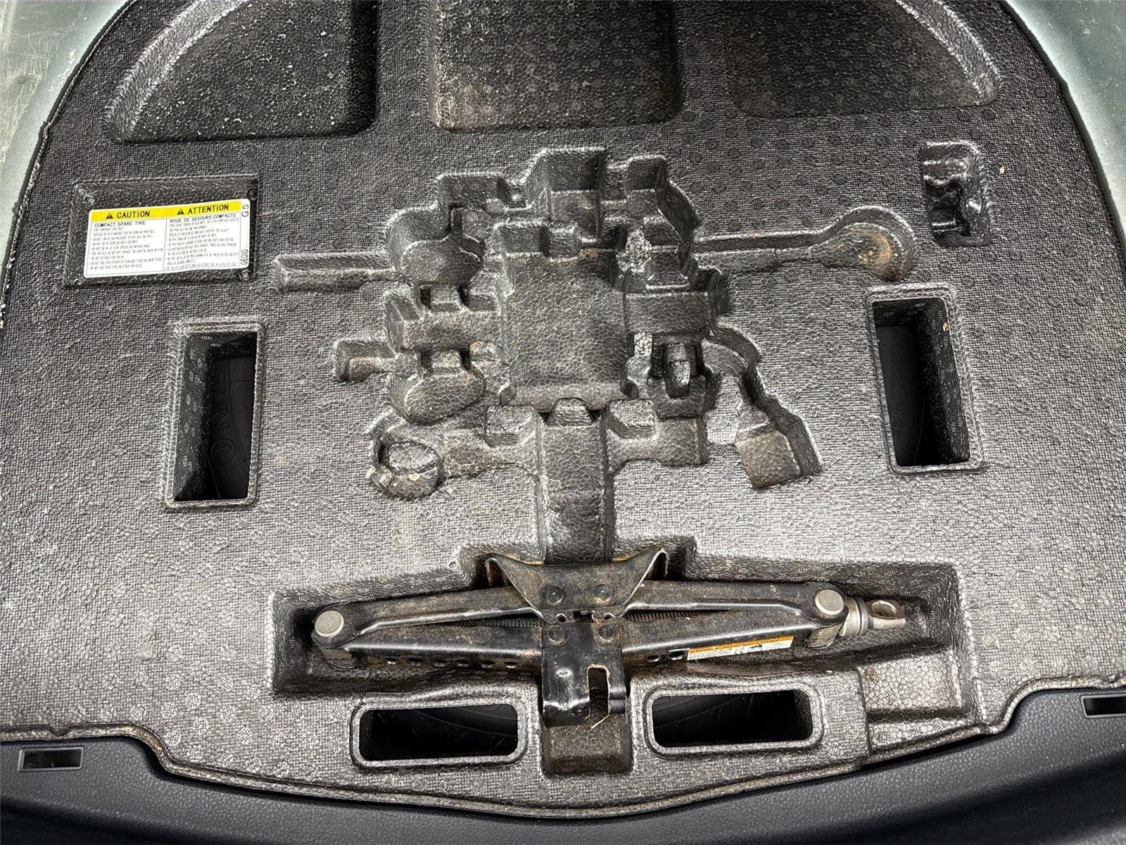 Used 2018 Galactic Aqua Mica Toyota SE image 36