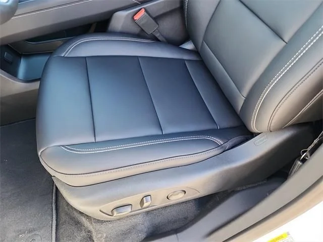 2026 GMC Acadia Elevation - Photo 15
