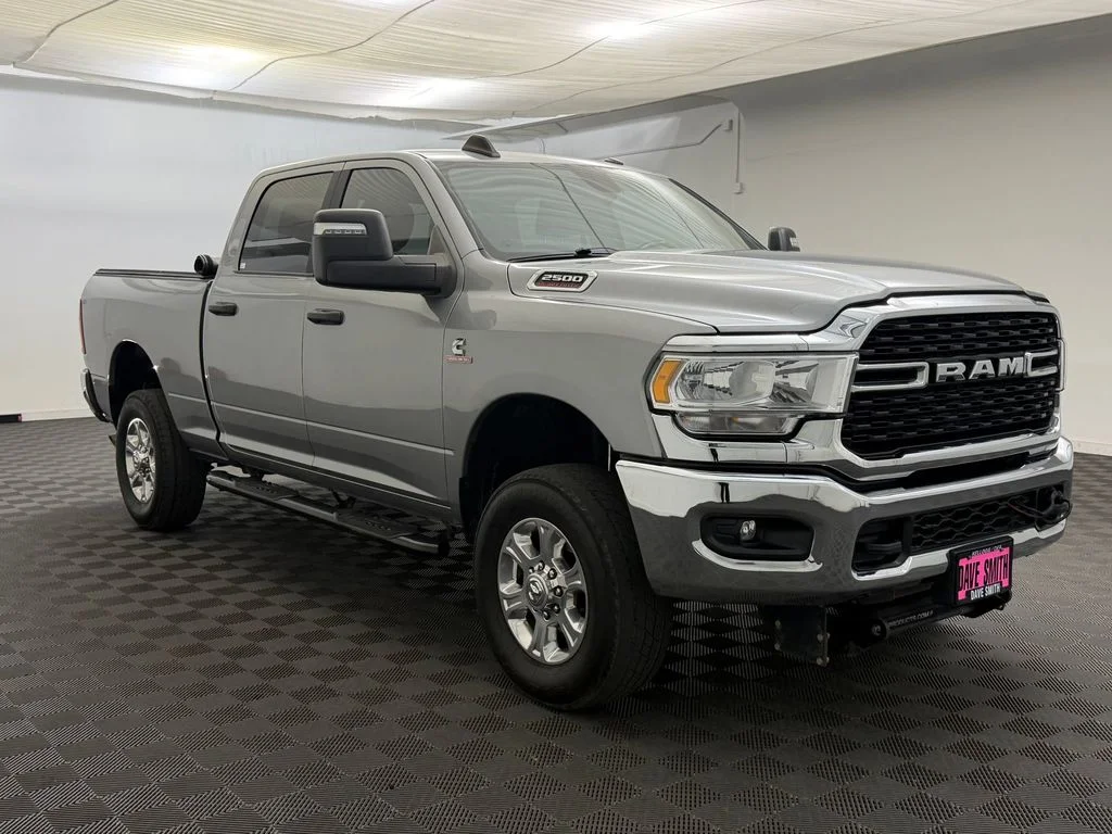 Used 2023 Billet Silver Metallic Clearcoat Ram Big Horn image 7