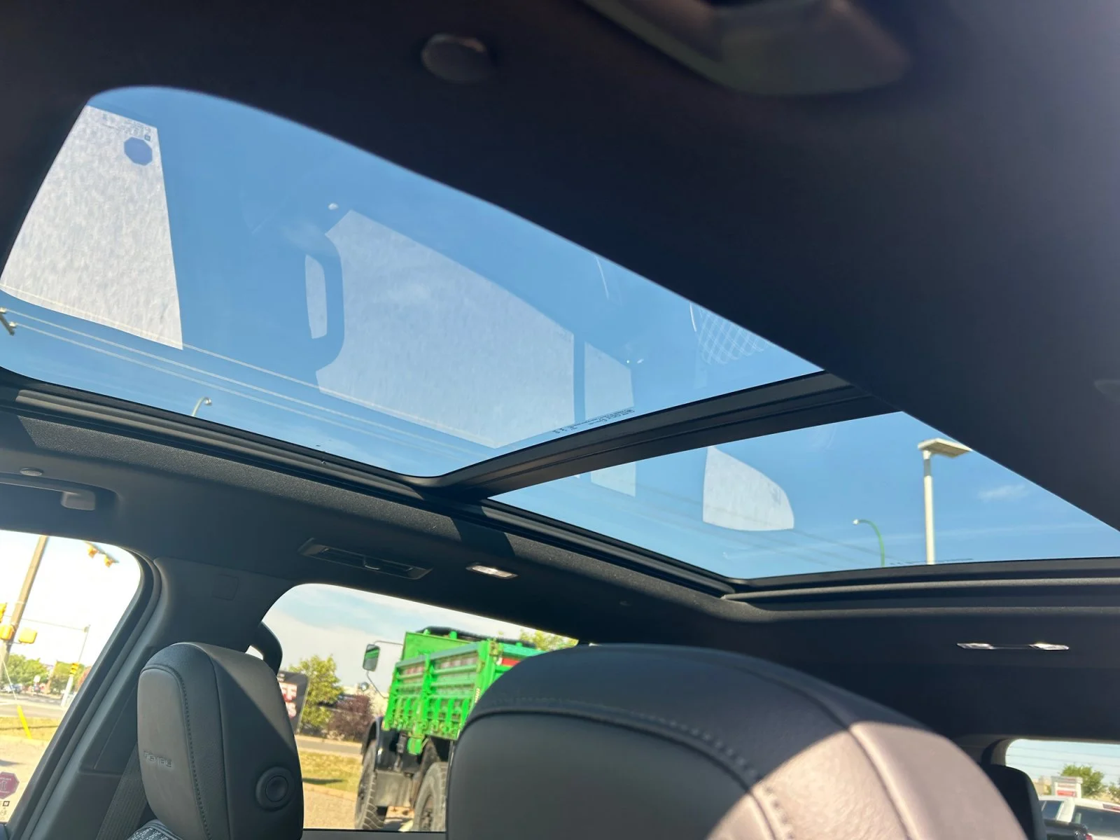 New 2027 Summit White GMC Denali AWD image 18