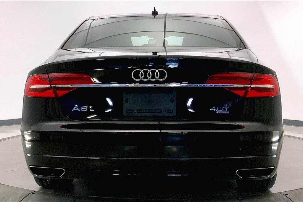 Used 2016 Black Metallic Audi L 4.0T Sport image 3