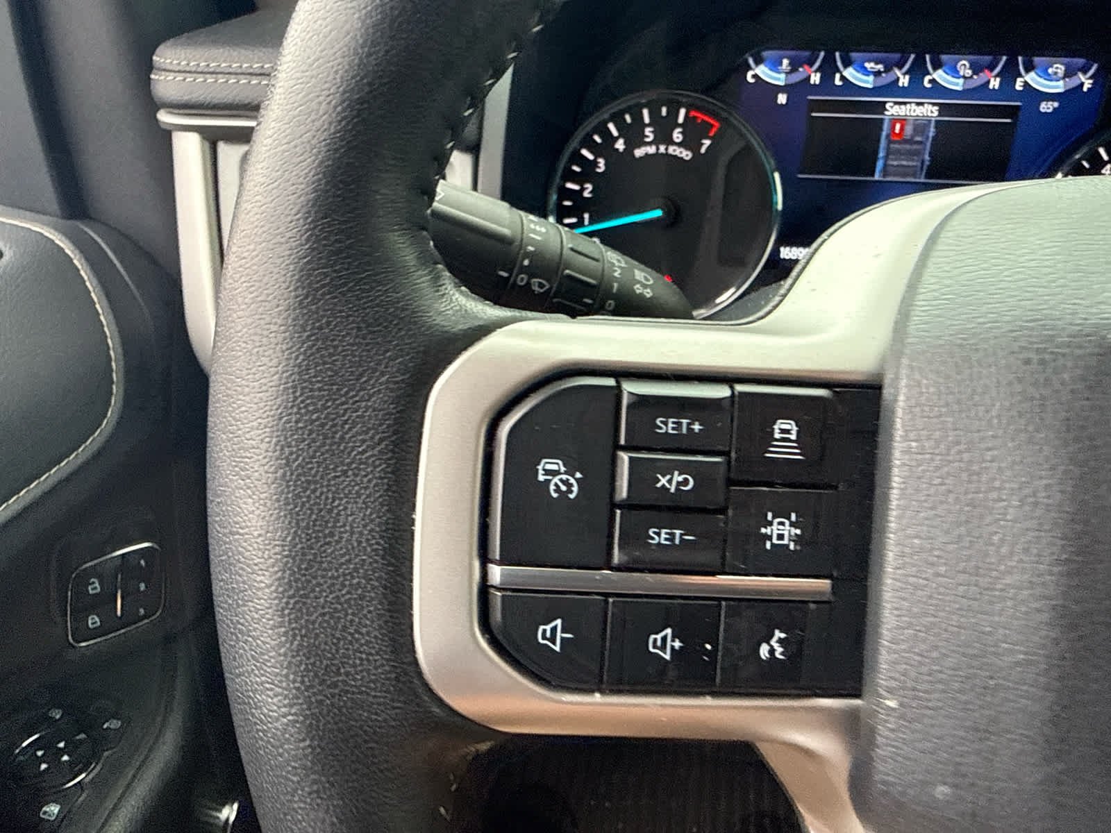 Used 2024 Dark Matter Gray Metallic Ford XLT image 20