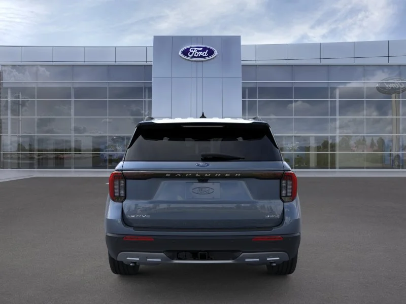 2026 Ford Explorer Active - Photo 5