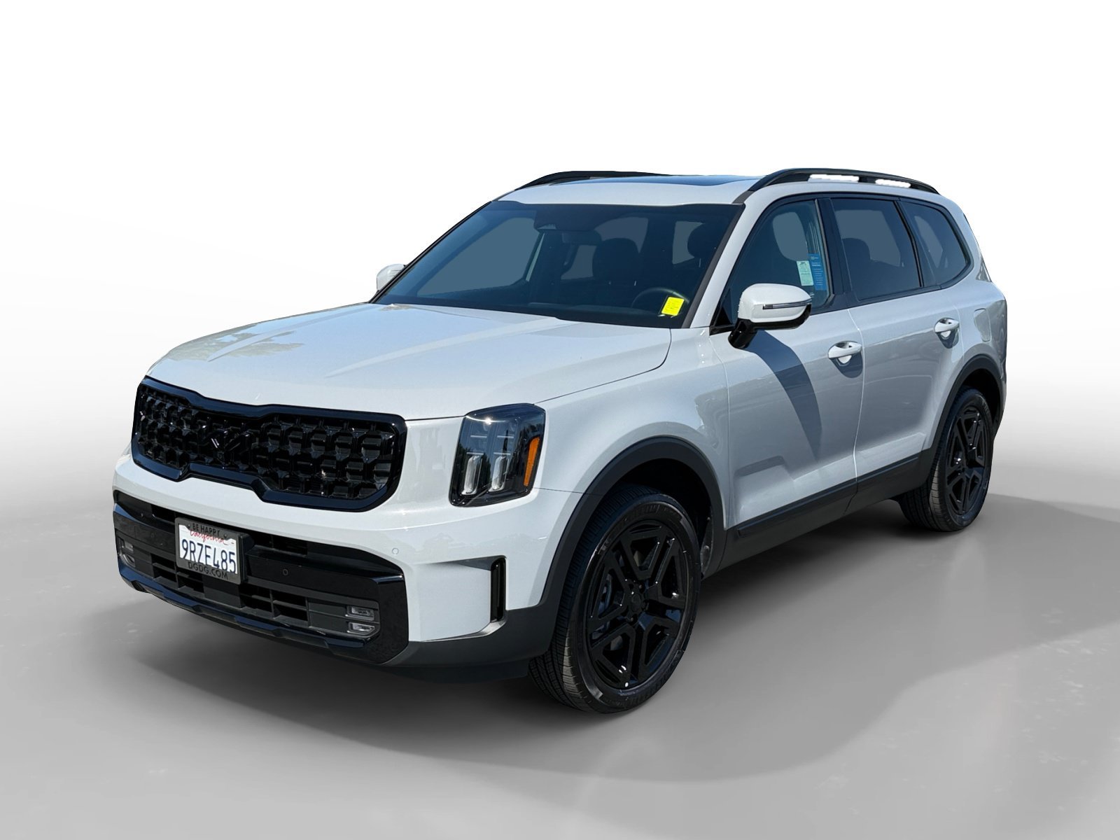 Used 2025 Gray Kia SX X-Line image 1