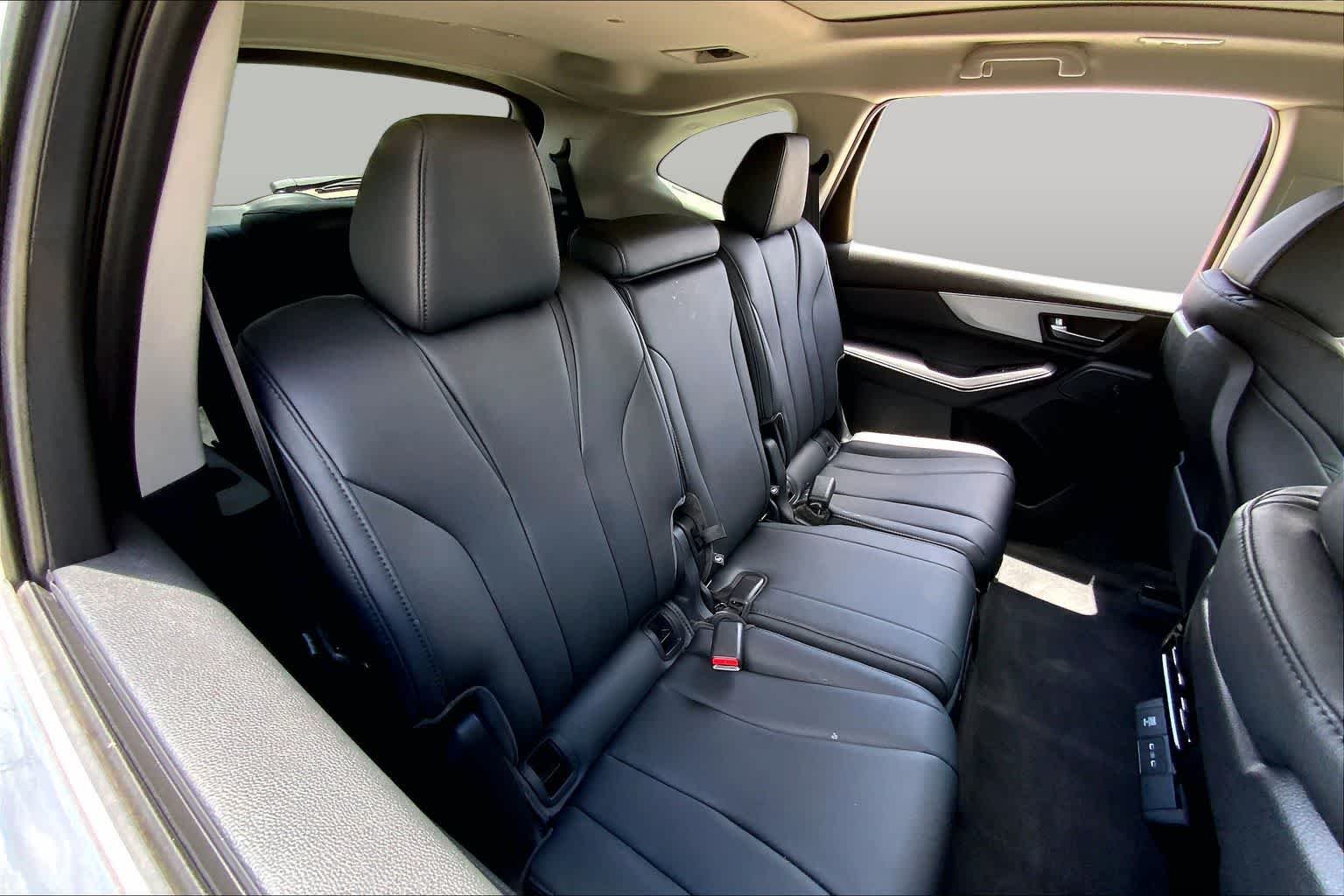 Certified Used 2026 Liquid Carbon Metallic Acura MDX image 19