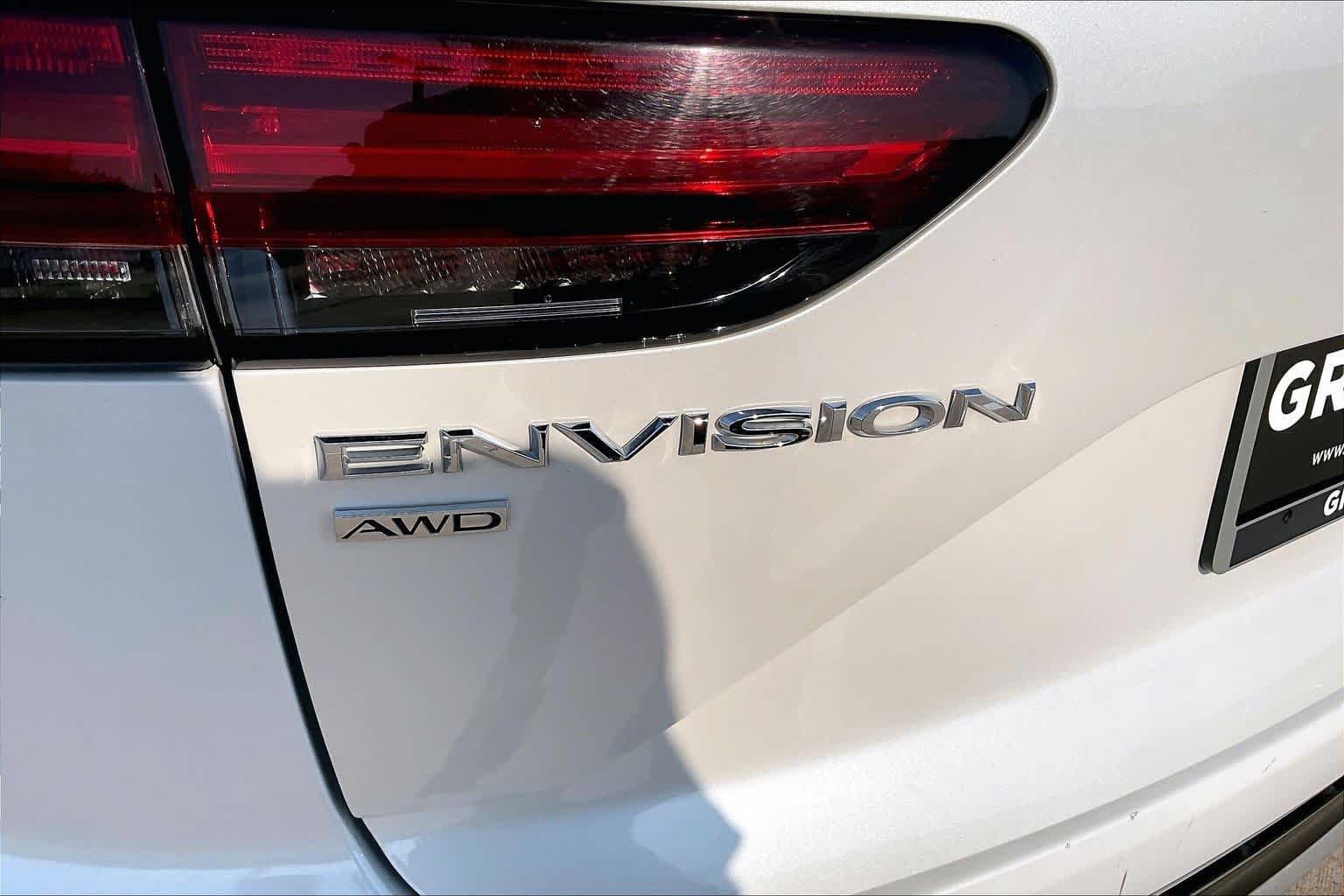 Used 2023 White Frost Tricoat Buick Essence image 19