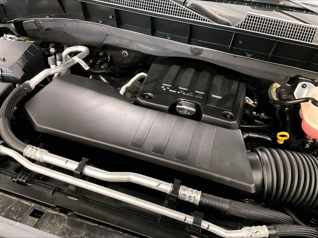 Used 2024 Gray Chevrolet Custom image 35