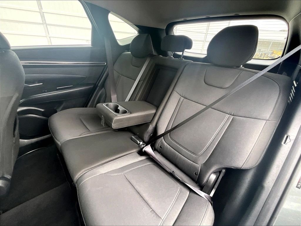Used 2022 Amazon Gray Hyundai SEL image 15