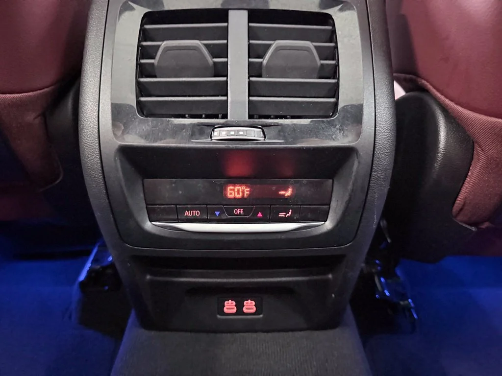 Used 2023 Dark Graphite BMW sDrive30i image 36