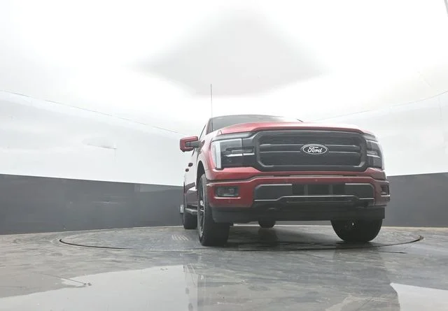 New 2026 Ruby Red Metallic Tinted Clearcoat Ford Lariat® image 25
